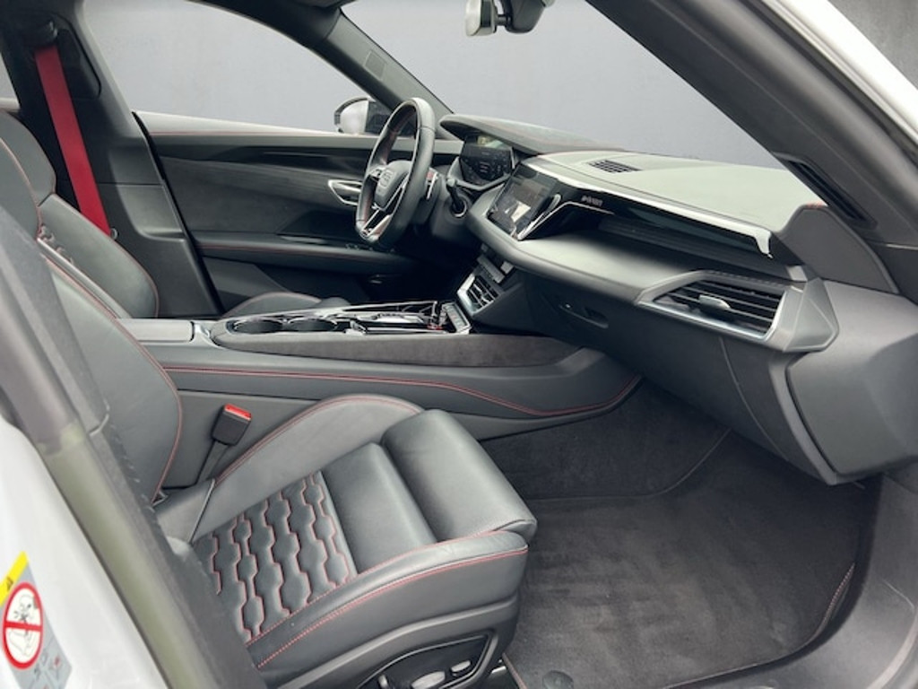 Audi RS e-tron GT