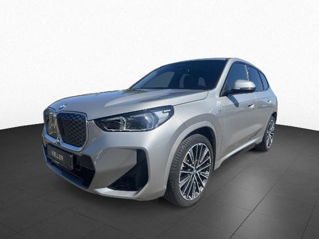BMW iX1 xDrive30