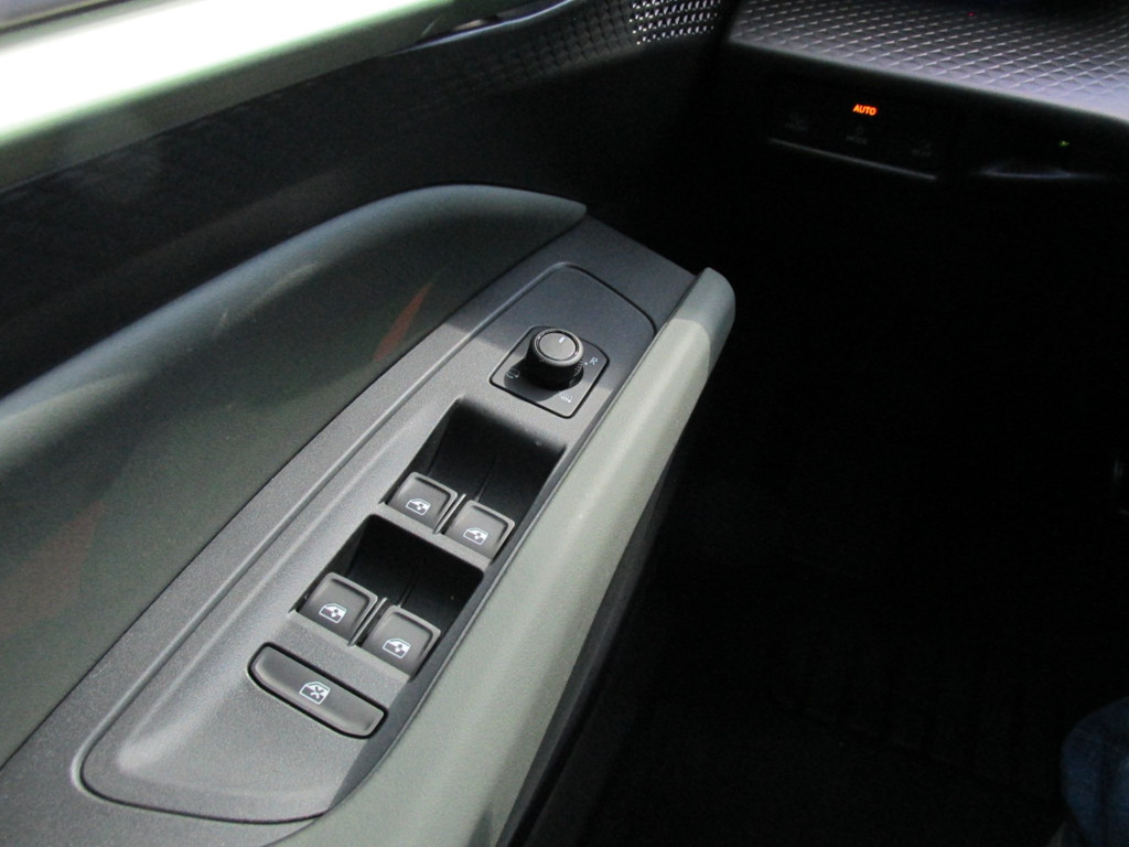 Cupra Raval