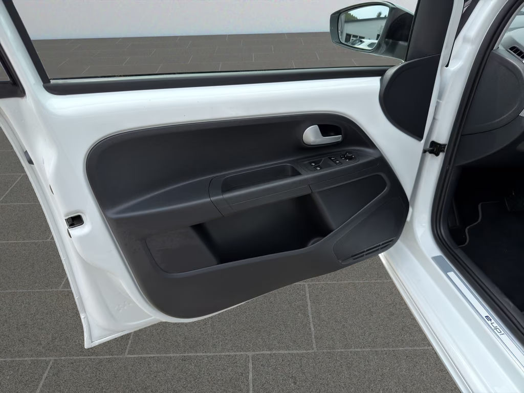 Volkswagen e-up!
