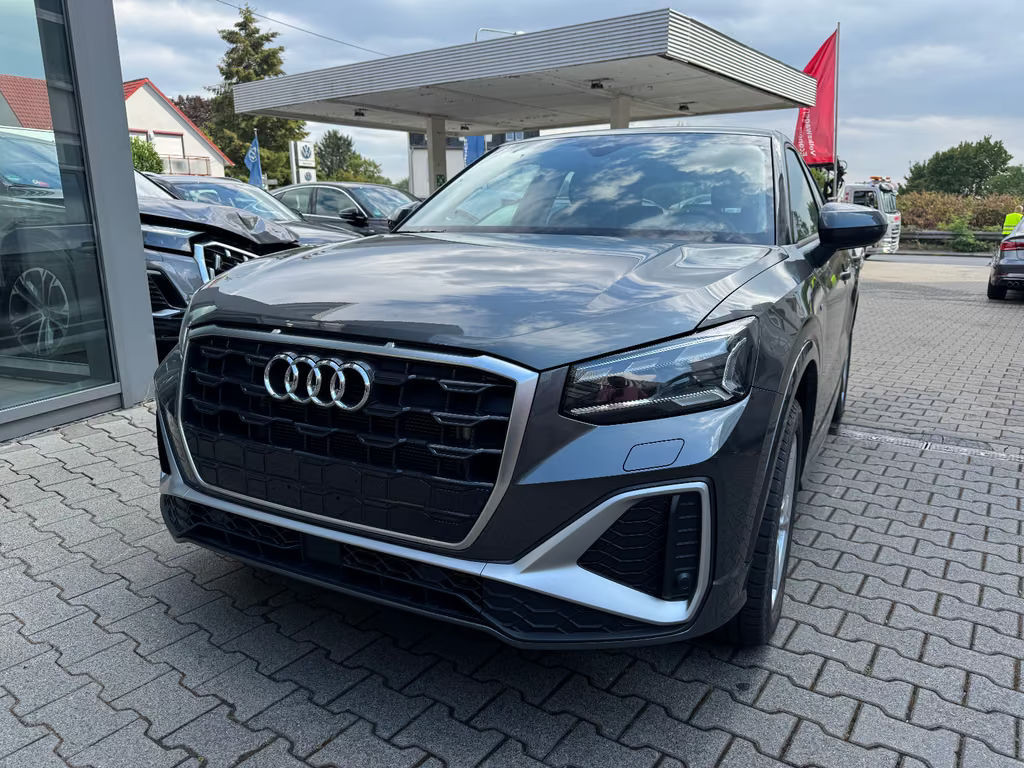 Audi Q2