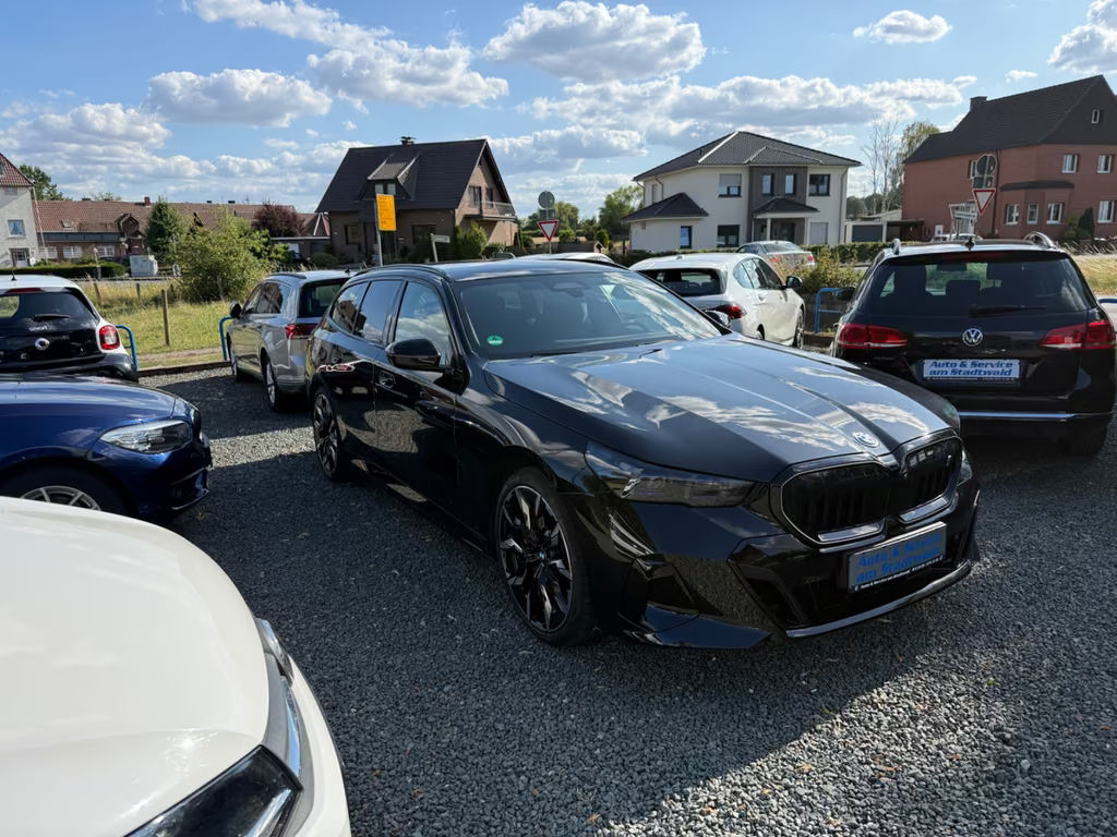 BMW i5