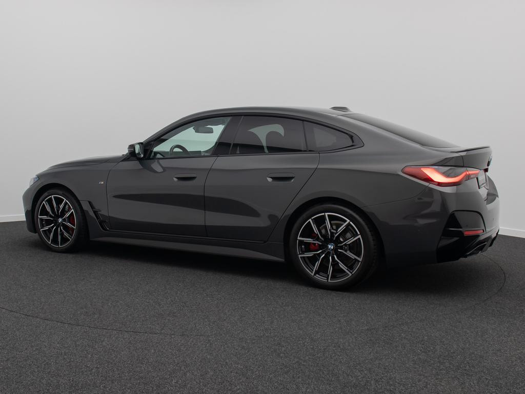 BMW M440