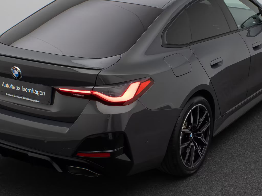 BMW M440