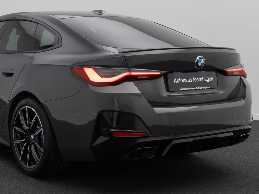 BMW M440