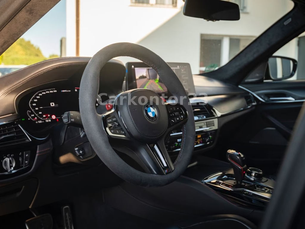 BMW M5