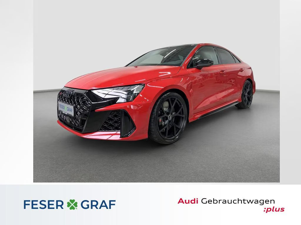 Audi RS3 Sedan S-Tronic