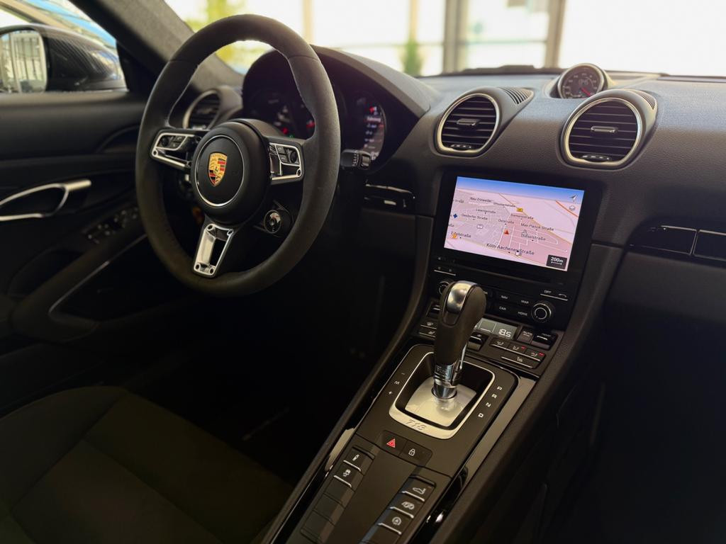 Porsche Cayman