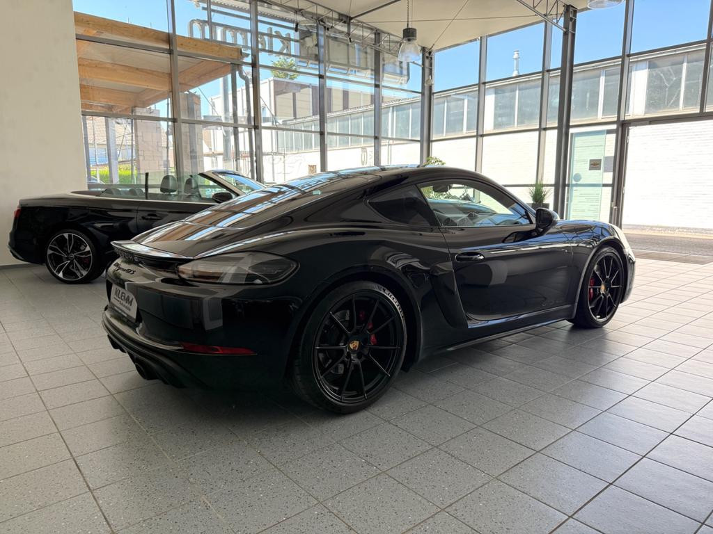 Porsche Cayman