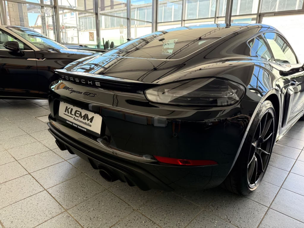 Porsche Cayman
