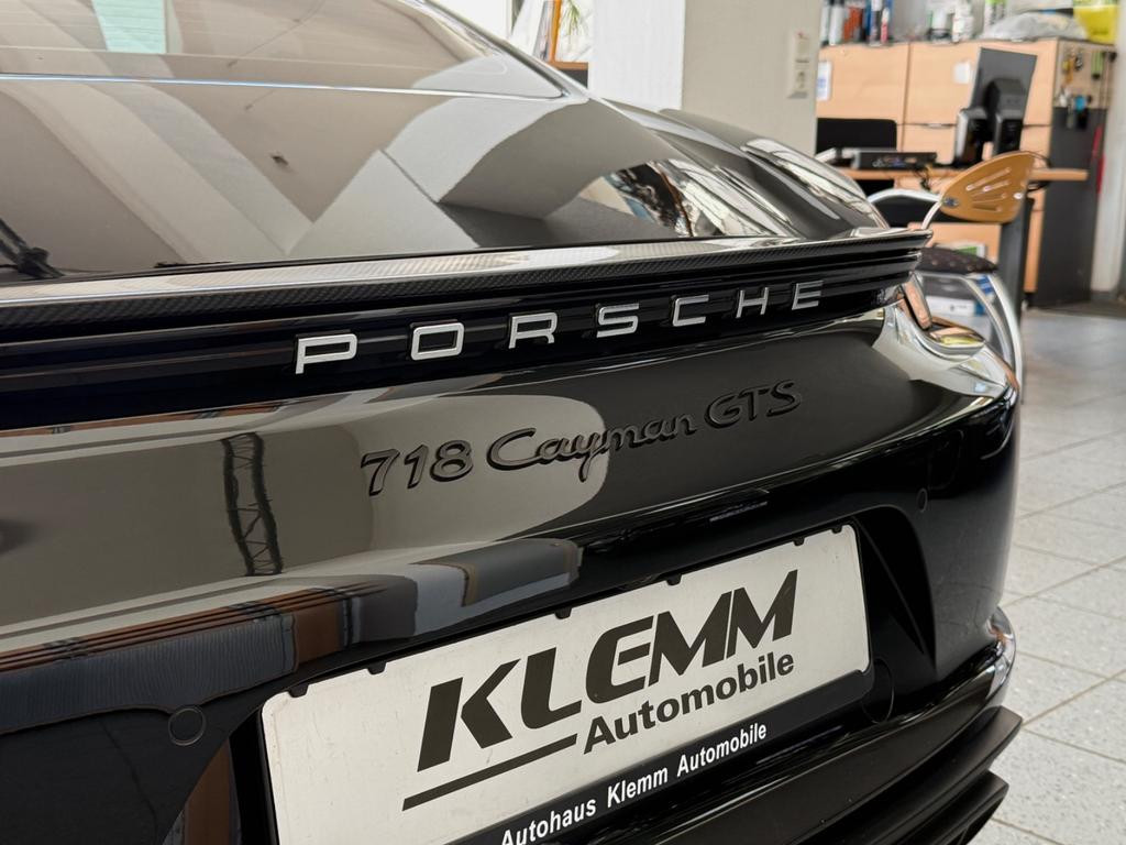 Porsche Cayman