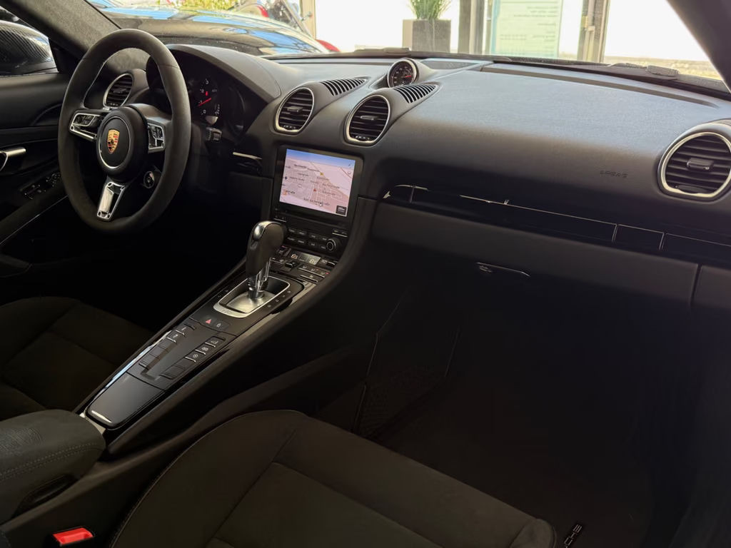 Porsche Cayman