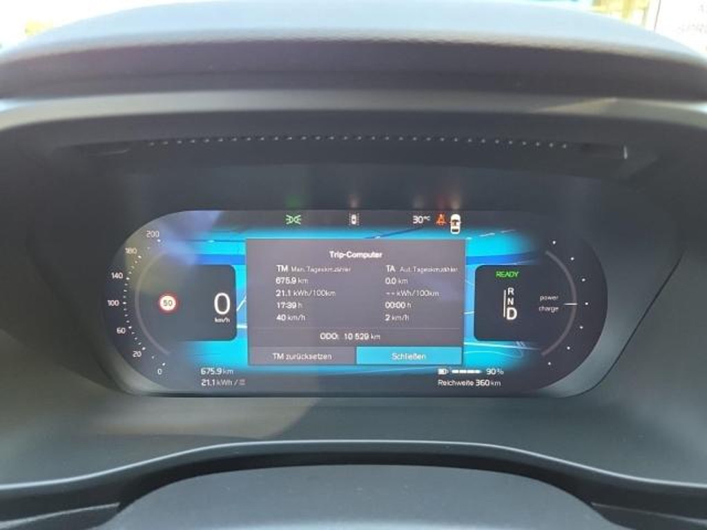 Volvo EX40