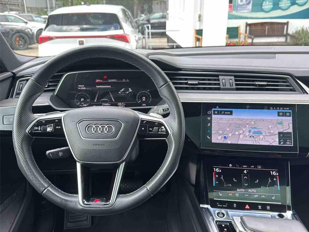 Audi e-tron