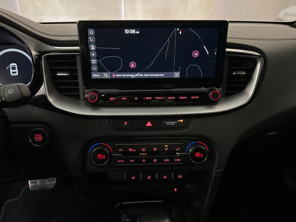 Kia ProCeed