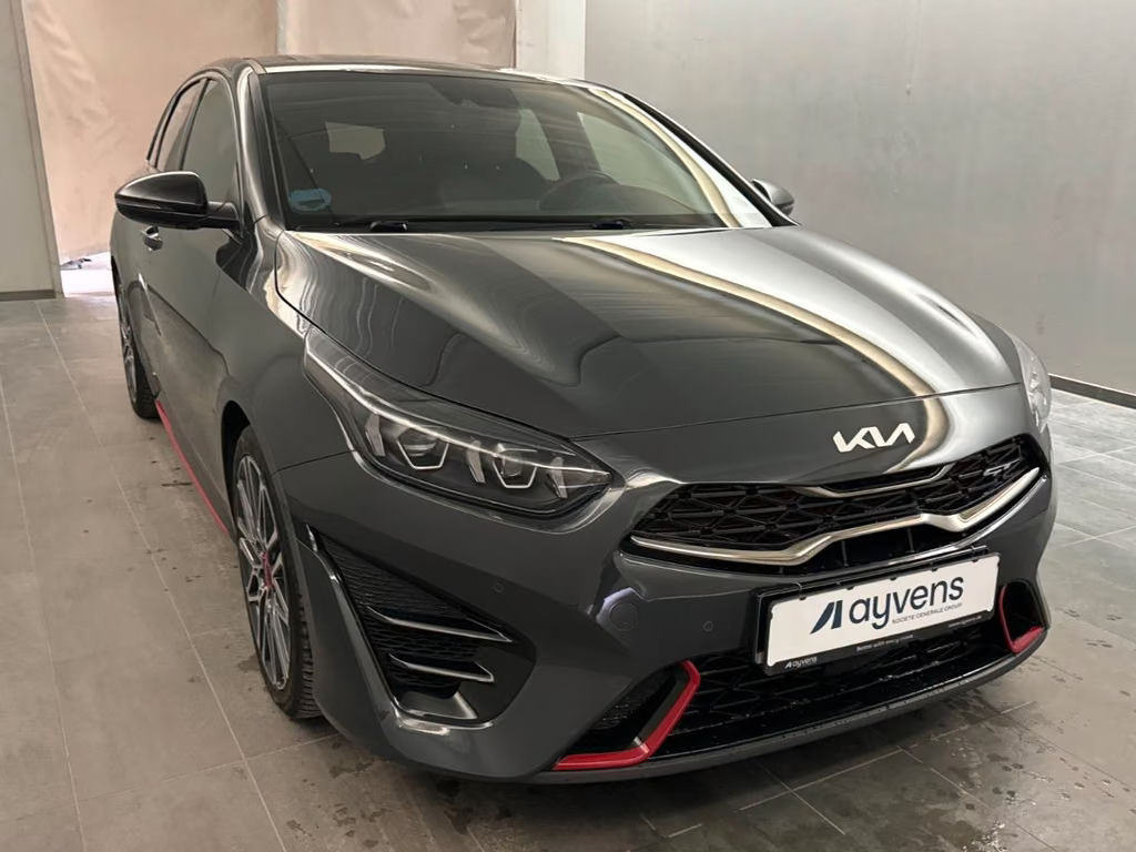 Kia ProCeed