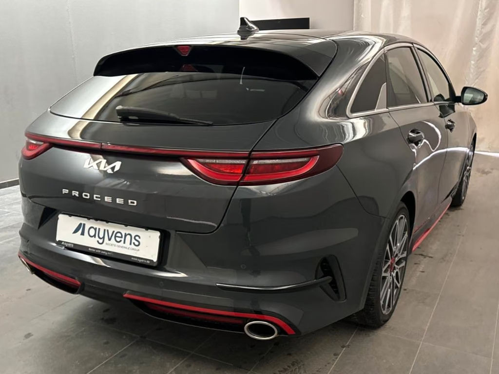Kia ProCeed