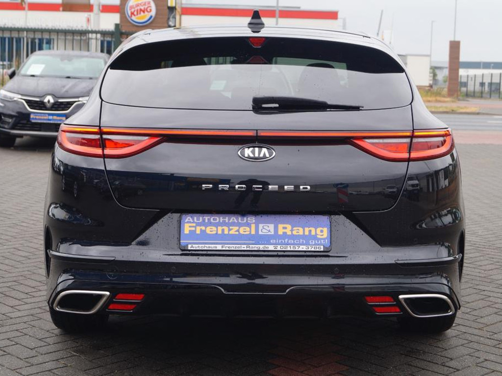 Kia ProCeed