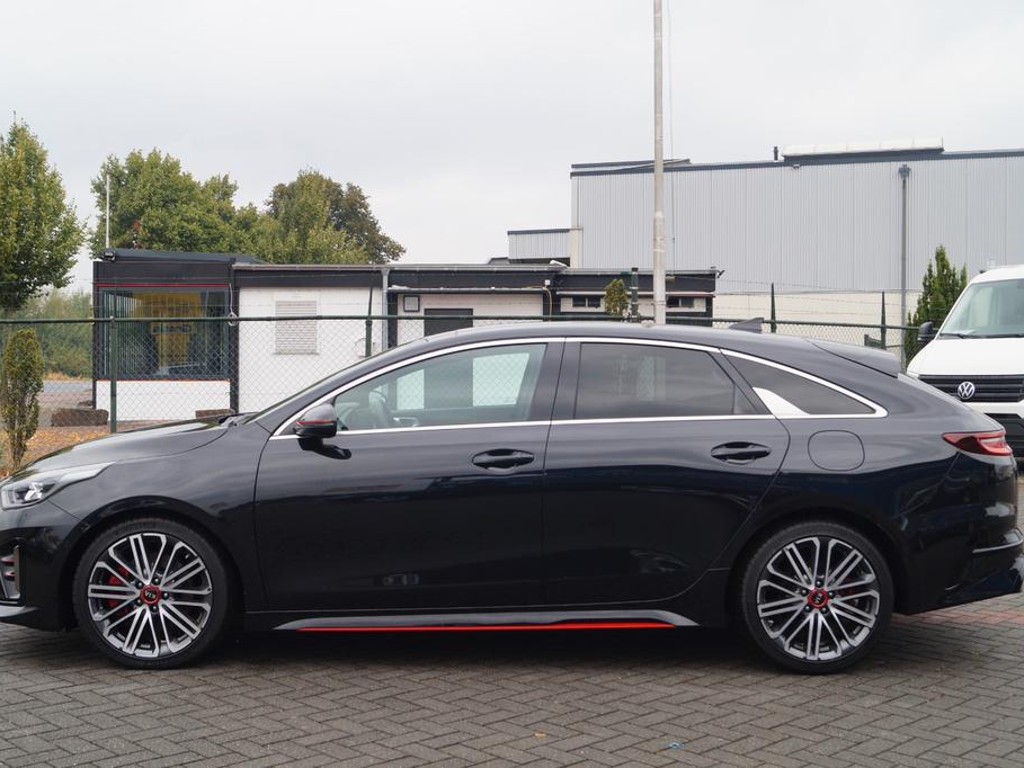 Kia ProCeed
