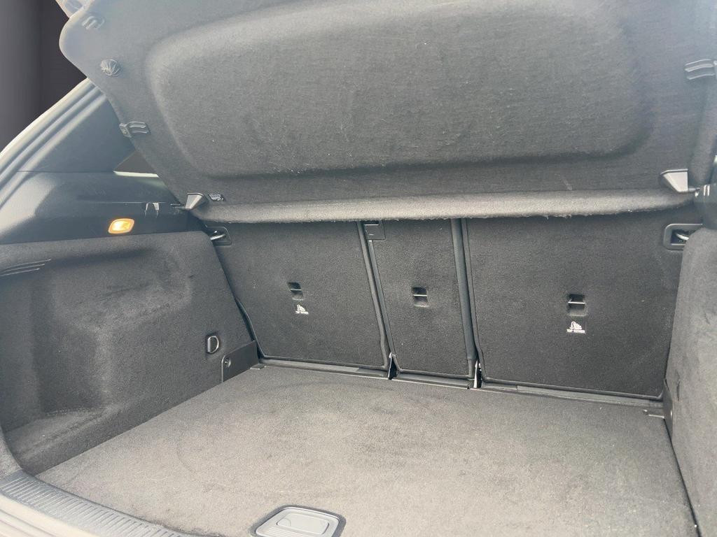 Mercedes-Benz B-Klasse B 250 AMG Line B 250 e