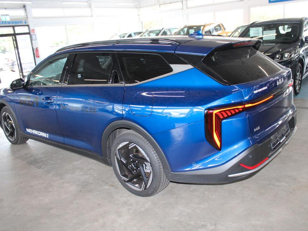 Kia K4