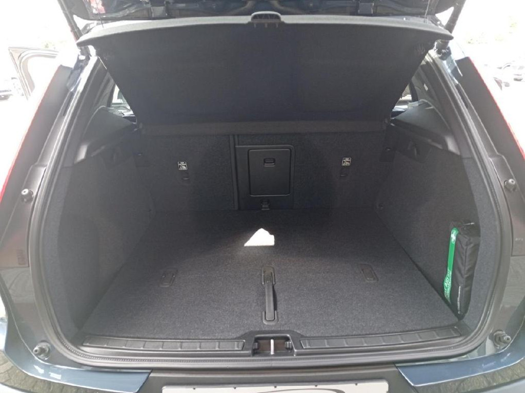 Volvo EX40