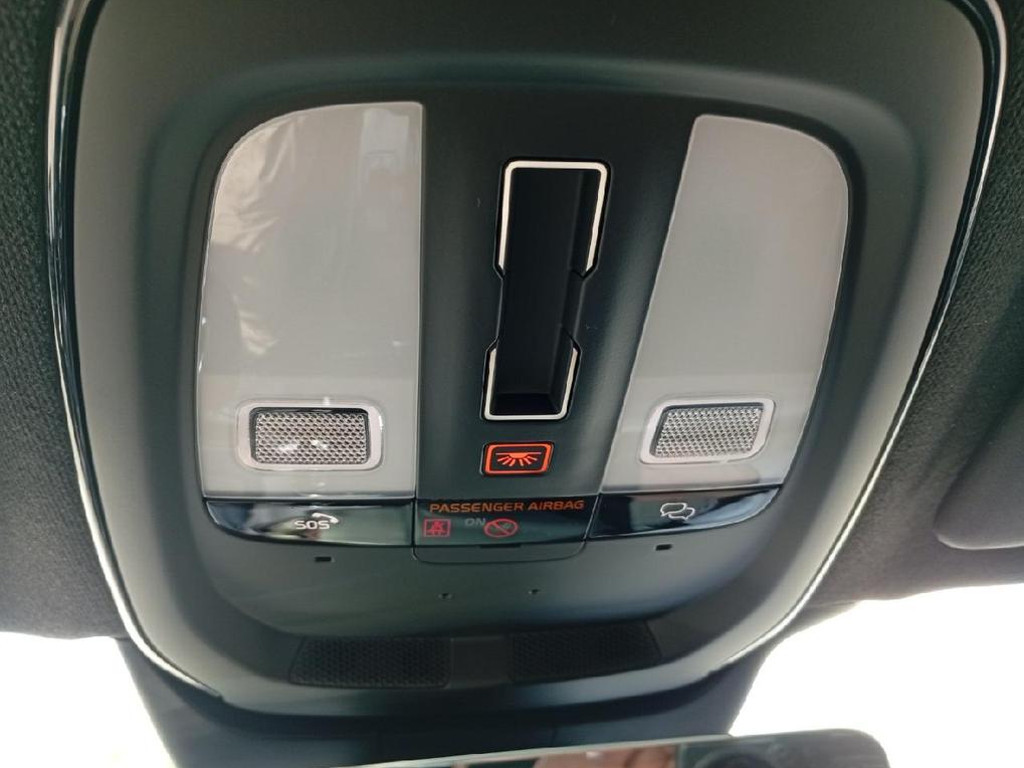 Volvo EX40