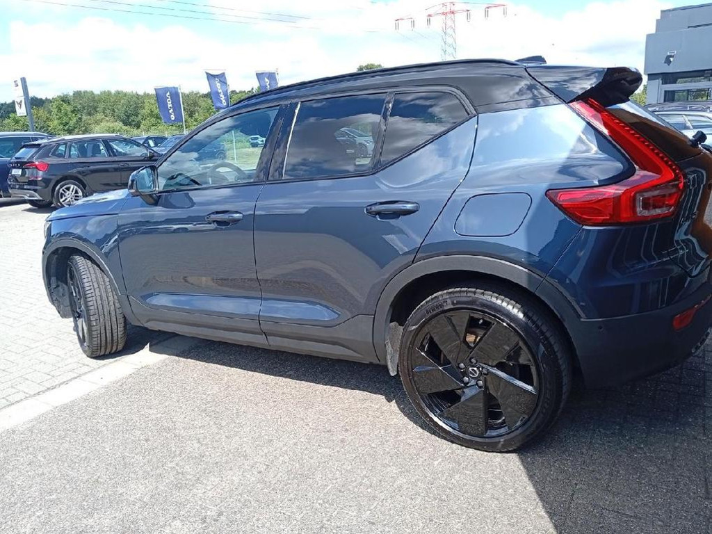 Volvo EX40