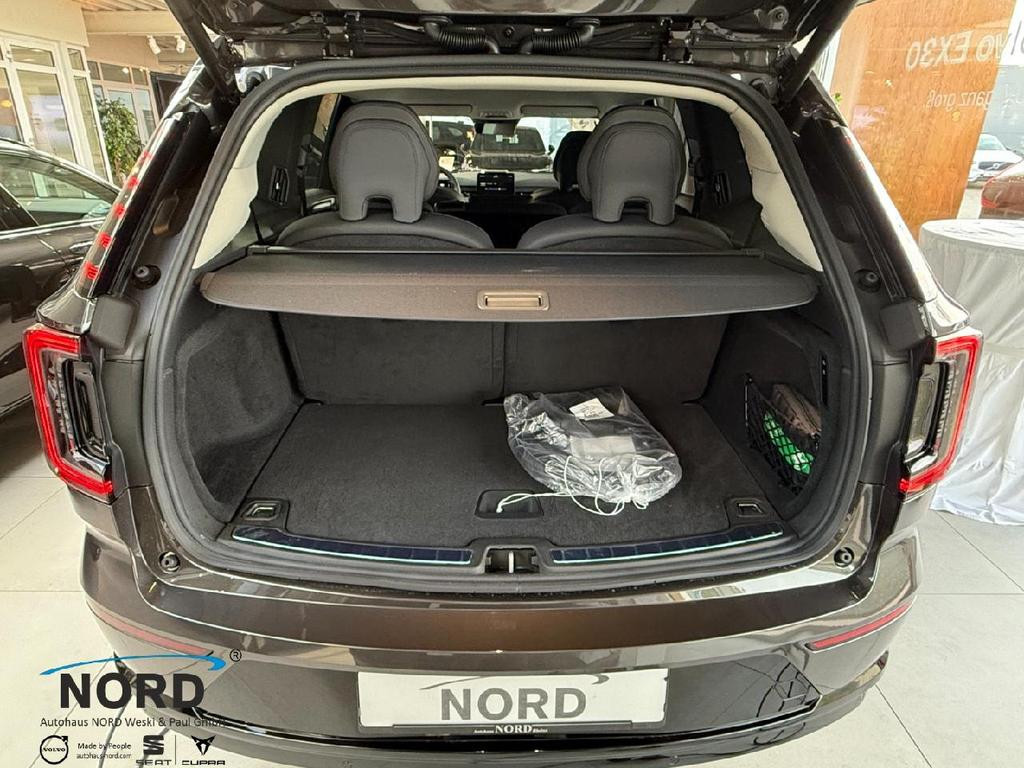Volvo EX90