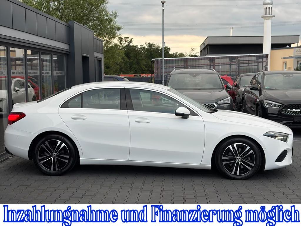 Mercedes-Benz A-Klasse A 200 Progressive A 200 d