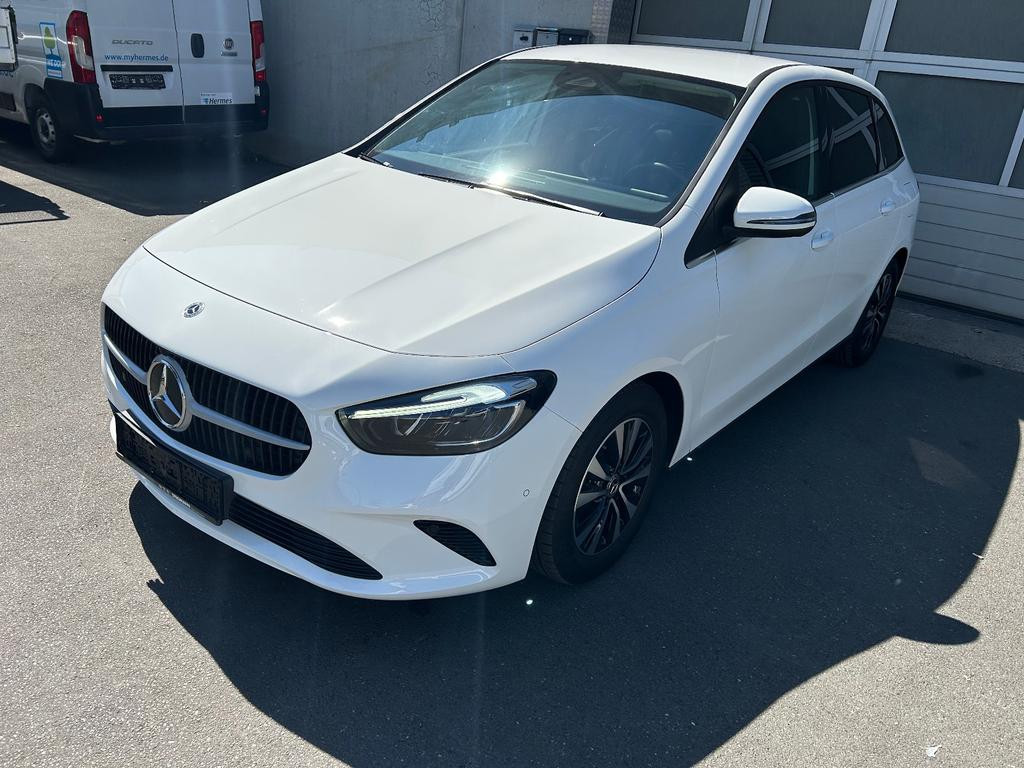 Mercedes-Benz B-Klasse B 180 Autom*Digit. Cockpit*LED*NAVI*AHK*CAM*