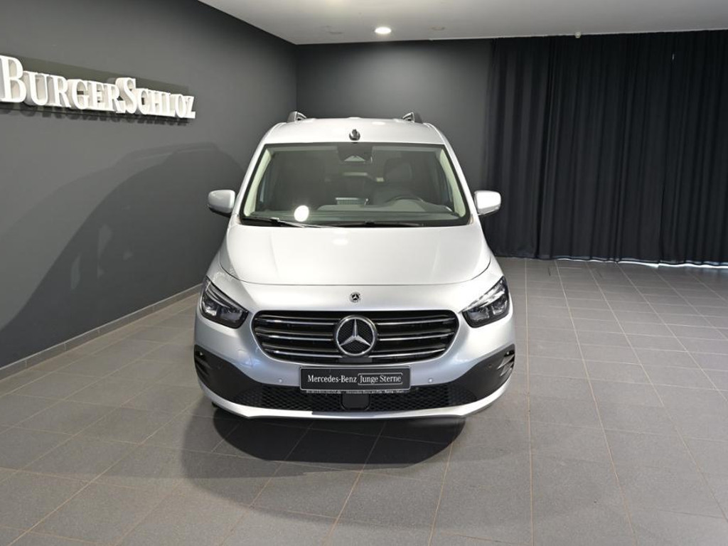 Mercedes-Benz T 180
