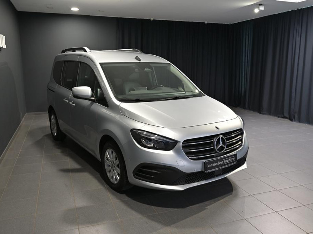 Mercedes-Benz T 180
