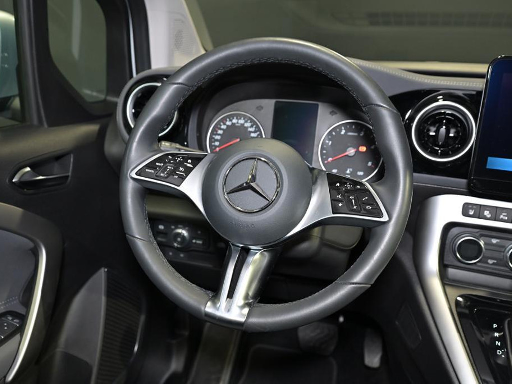 Mercedes-Benz T 180
