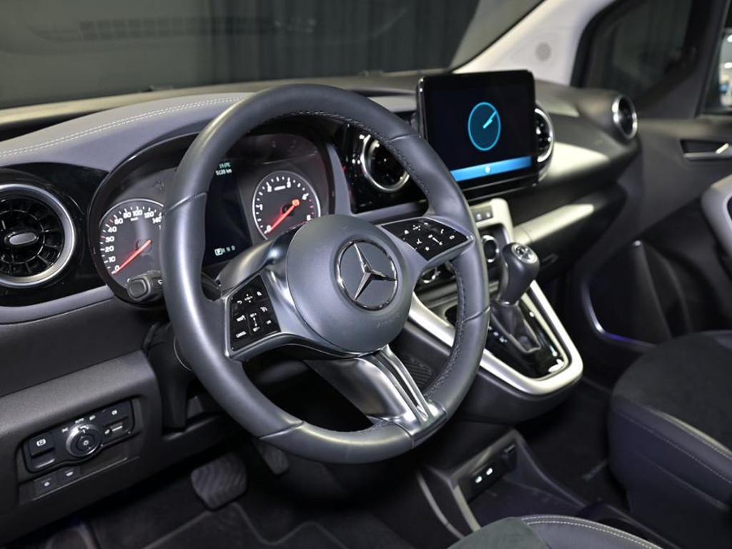 Mercedes-Benz T 180