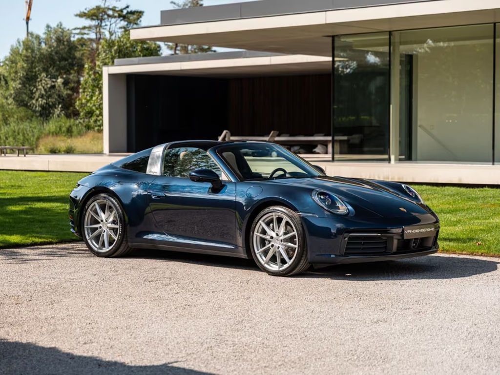 Porsche 911 4 992 Cabriolet Targa
