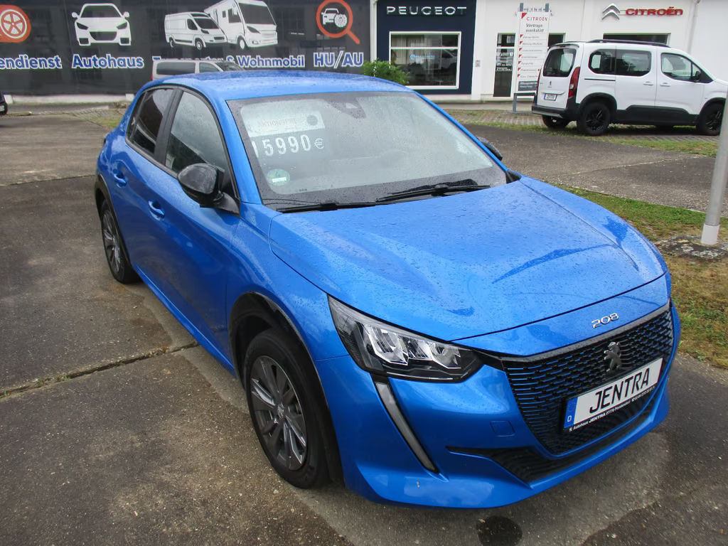 Peugeot e-208