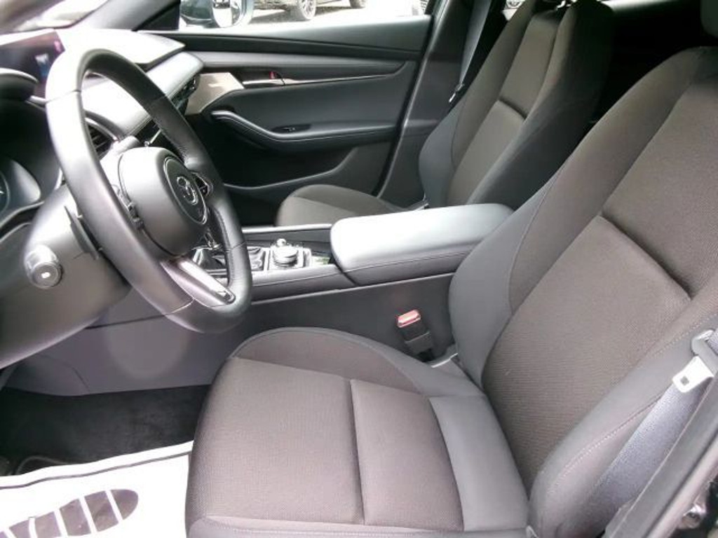 Mazda 3 SkyActiv Exclusive-line e-Skyactiv