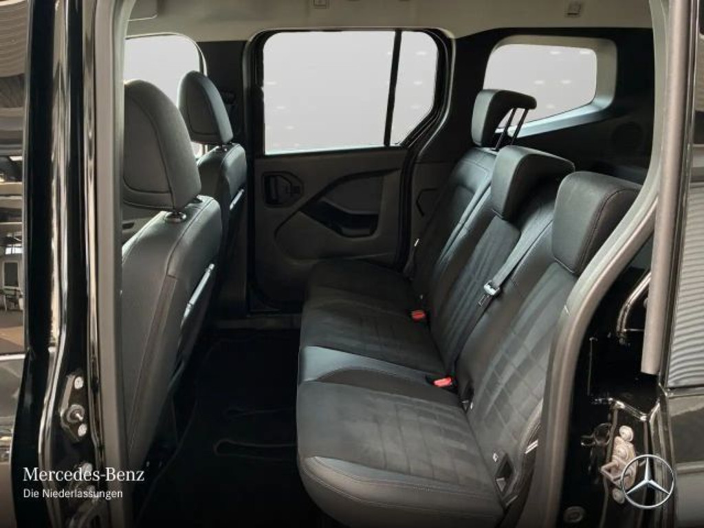 Mercedes-Benz T 180