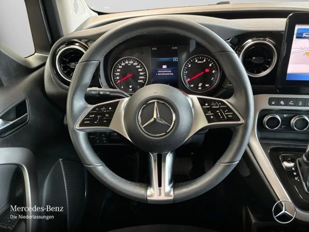 Mercedes-Benz T 180