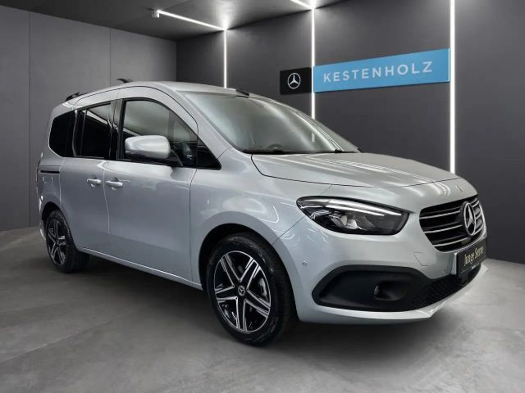 Mercedes-Benz T 180
