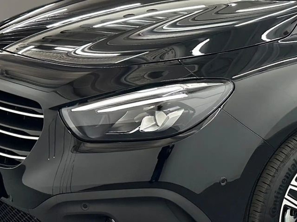 Mercedes-Benz T 180