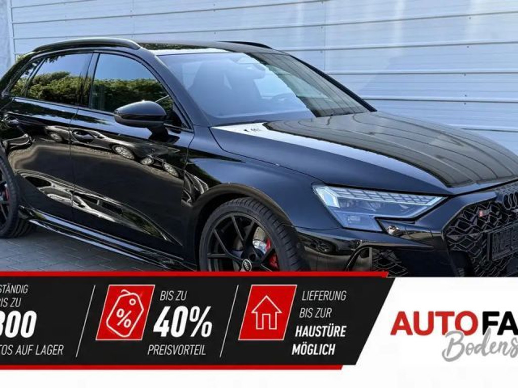Audi RS3 Sportback Sedan Quattro S-Tronic