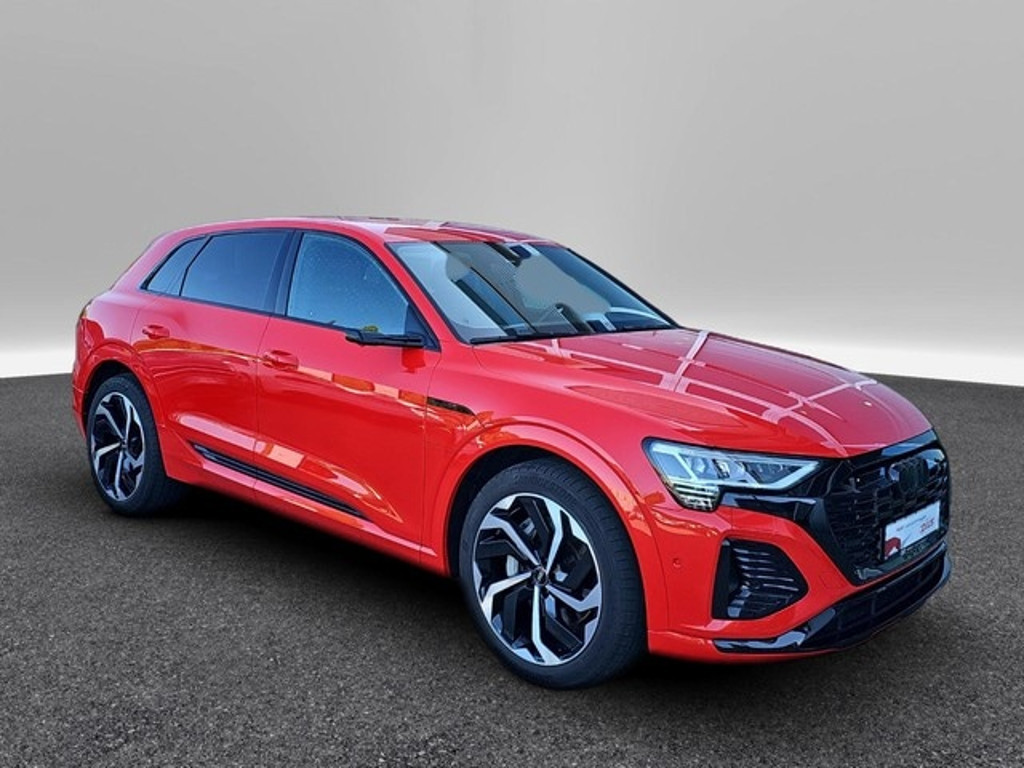 Audi Q8 e-tron