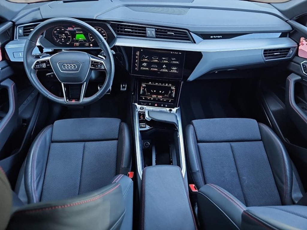 Audi Q8 e-tron