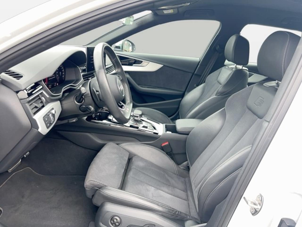 Audi S4
