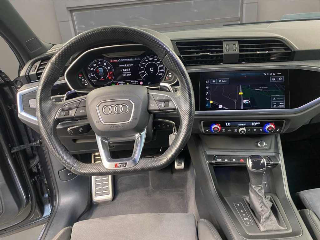 Audi RS Q3