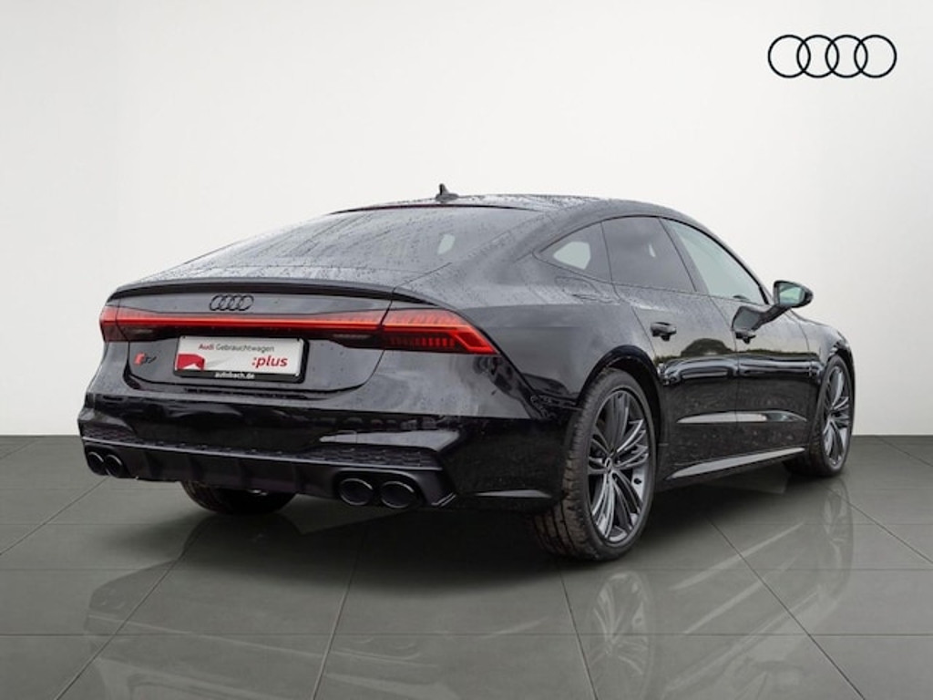 Audi S7