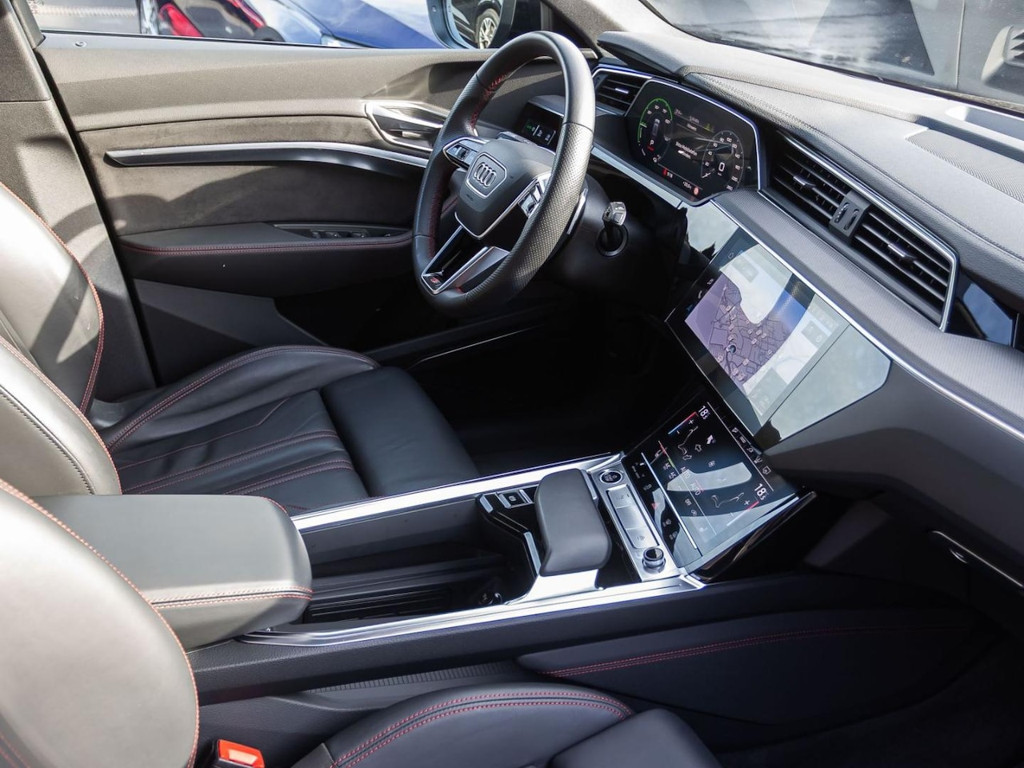 Audi Q8 e-tron