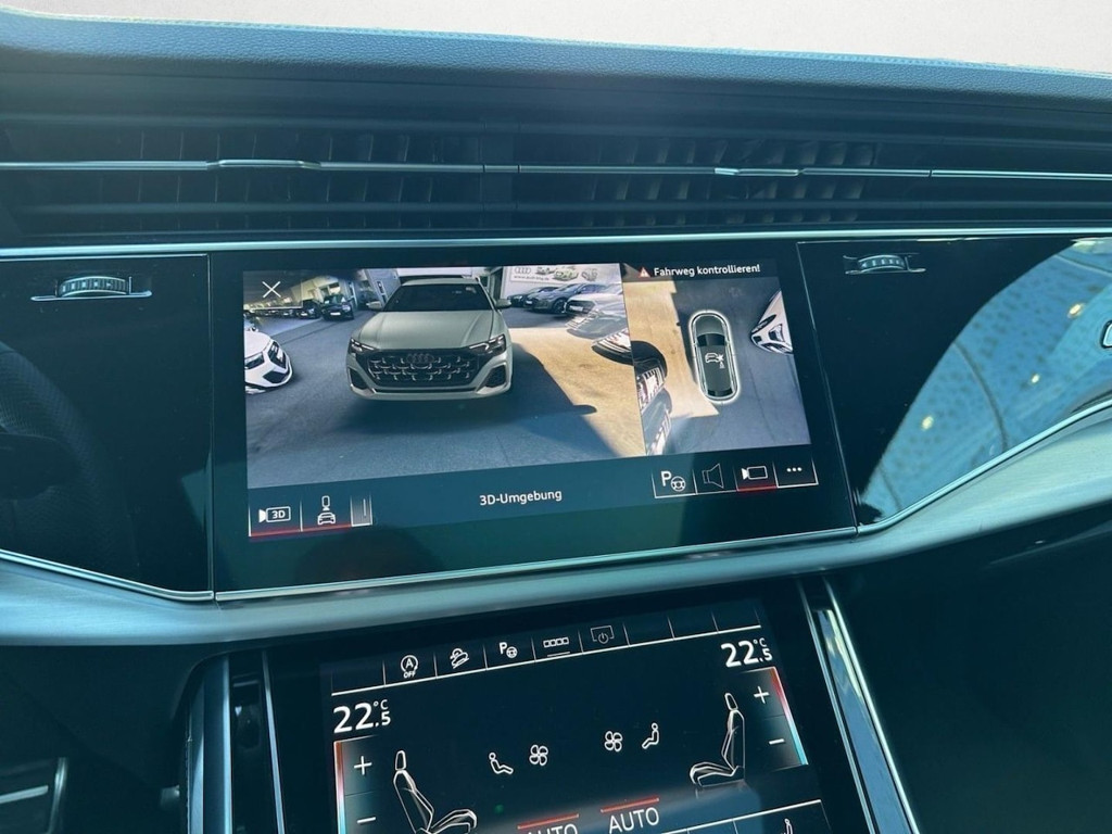 Audi SQ8